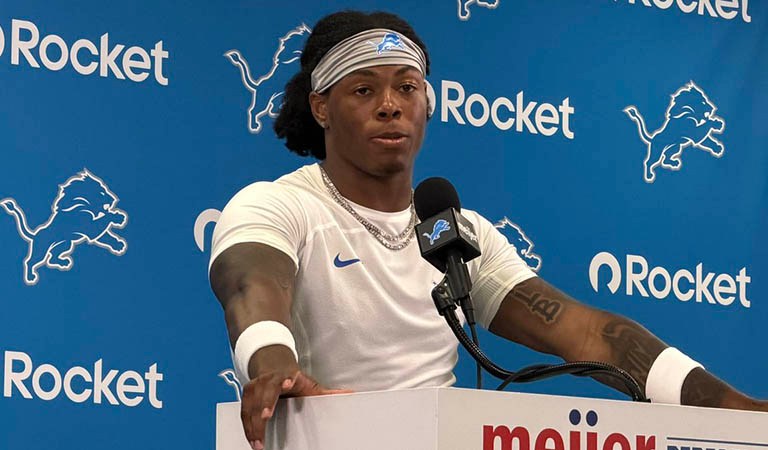 Record NFL Running Back Contract, Recalled Lettuce Health Crisis, and CDC Fungal Warnings Hit Detroit Headline News: Detroit’s Week In Review