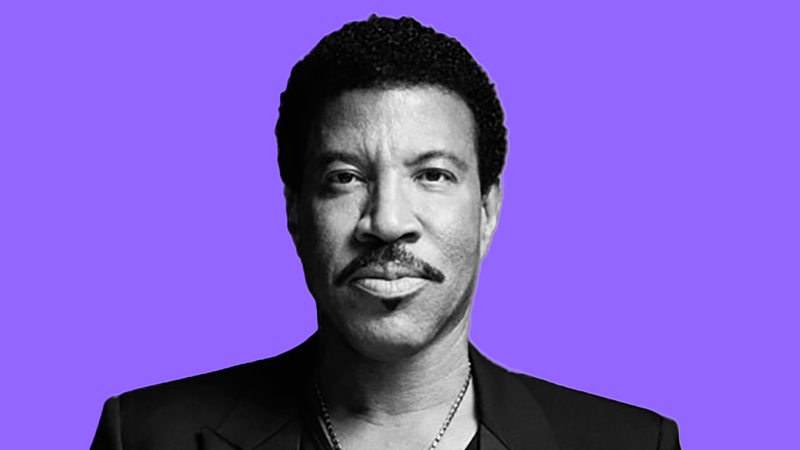 Pop and soul legend Lionel Richie performing live for top things to do in St. Louis