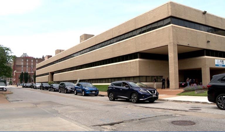 St. Louis Public Schools Audit Fallout, KMOX Moving Rumors, and Miss Sheri’s Closing: This Week Now in St. Louis and Missouri