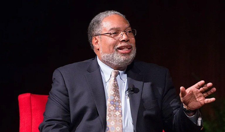 From Zero Artifacts to $2.5 Billion Raised: Lonnie Bunch Steps Down After Building the Black History Museum and Reshaping the Smithsonian