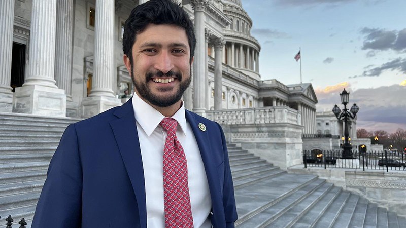 Casar Swearing In