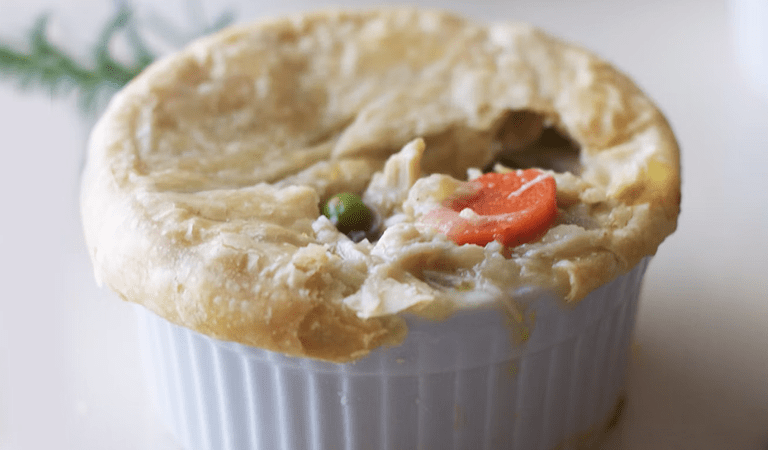 DiSC Eats: The Autumn Reset: Why Butternut Squash Soup, Chicken Pot Pie, and Spiced Pumpkin Bread Dominate This Fall Season