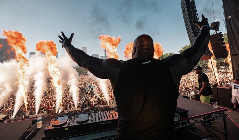 Things To Do In Detroit: Three Days Across Michigan: Inside Doja Cat’s Arena Hustle, Riverfront Park Reinvention, and 16th-Century Village Economics