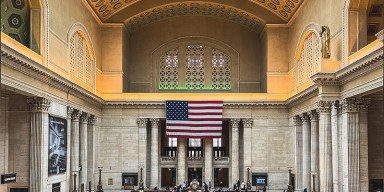 Chicago Union Station Great Hall where health teams tracked measles exposure