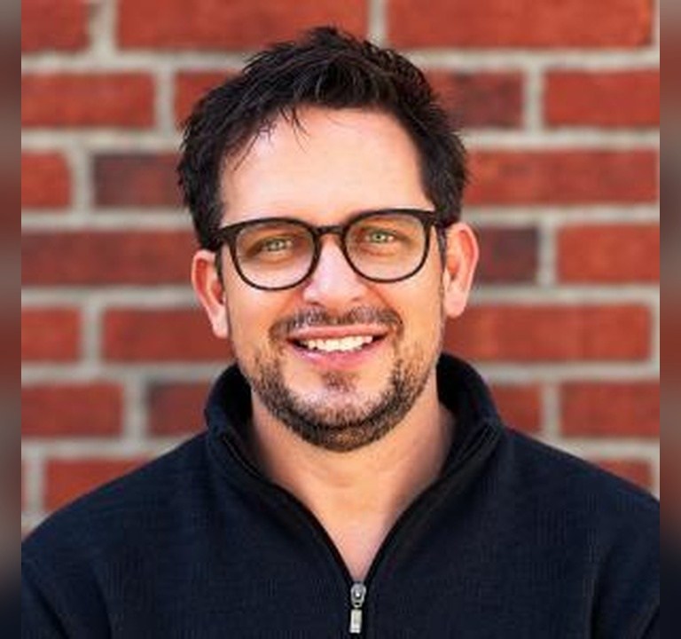 St. Louis Author Patrick Cook Releases Continuity: The Divide, a Dystopian Sci-Fi Thriller on AI and Progress
