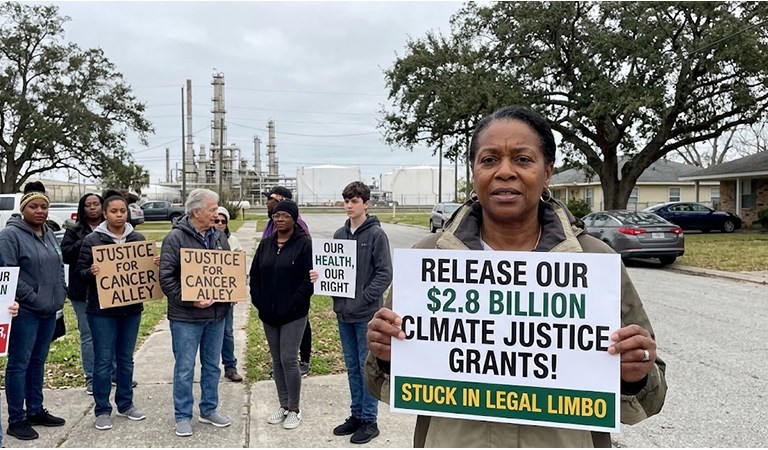 $2.8 Billion for Climate Justice Is Stuck in Legal Limbo