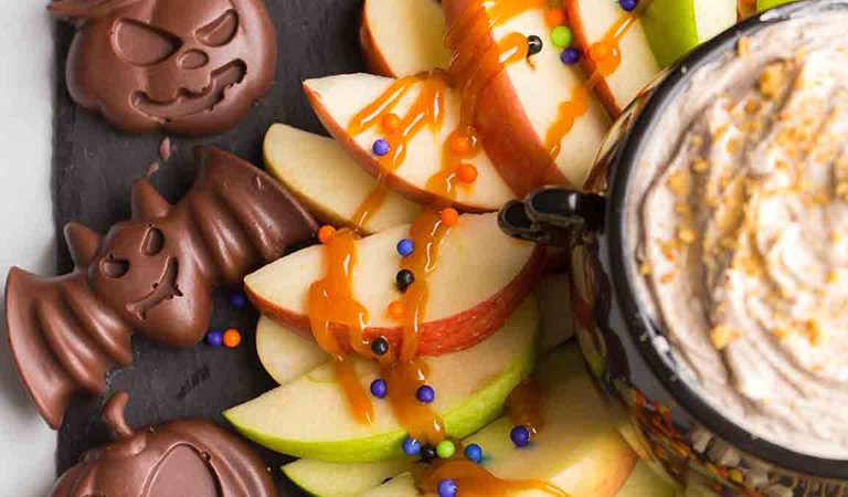 DiSC Eats: Ditch the Sugar Apocalypse: 11 Spooky Halloween Treats Kids Devour Without the Midnight Meltdown