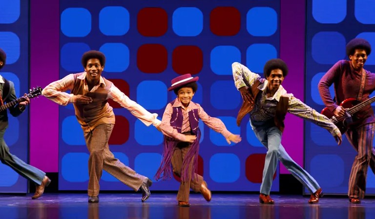 Things To Do In St. Louis: From High-Camp Murder to Motown Hits and Renaissance Revelry: Your Blueprint for Conquering Missouri Culture