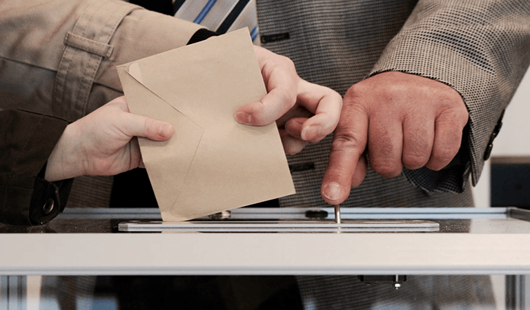Missouri Restores 41,000 Ex-Felon Ballots, ICE Targets Farm Towns and KC Demands School Reform over Urban School Ratings: This Week Now in St. Louis and Missouri